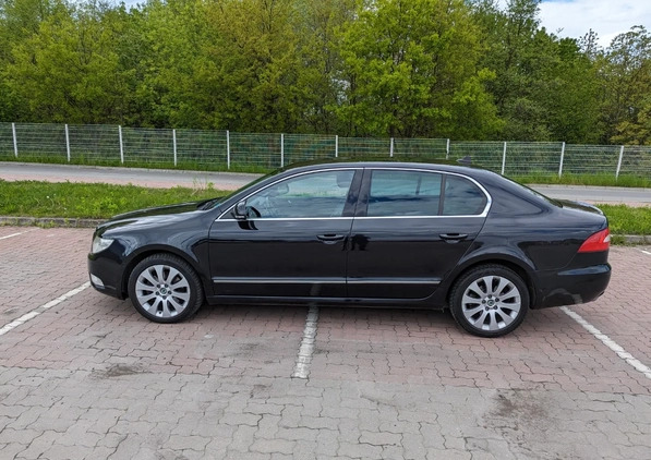 Skoda Superb cena 32000 przebieg: 249764, rok produkcji 2009 z Kraków małe 154